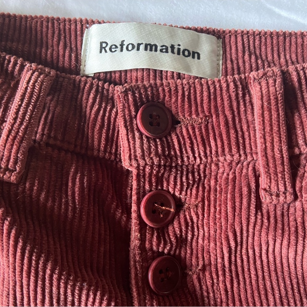 Reformation Women’s Size 24 Rust Corduroy Pants.